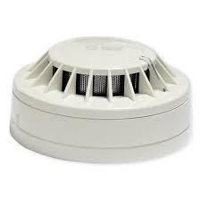 China AC Powered Fire Smoke Detector Easy Installation Protect Your Family factory