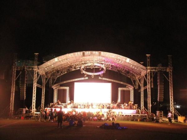 Easy install Durable Large Aluminum Stage Truss system for Indoor or Outdoor