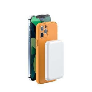 China Magnetic Portable 5000mAh Wireless Charging Power Bank For Iphone 13 factory