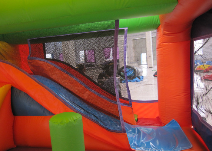 Lovely crayon inflatable bouncy combo for sale commercial inflatable crayon jumping house with sport games