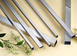 China DIN17007 1.4306 / 1.4301 Square Sanitary Stainless Steel Tubing with BA Surface factory