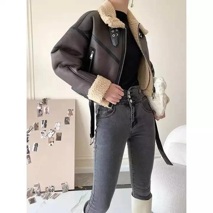 Custom Cropped Leather Jacket Vintage Women&prime;s Motor Jackets Brand Quality Sherpa Warm Bomber Coat for Women Winter