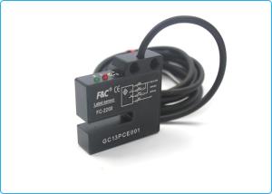 China NPN NO+NC 12V DC Sticker Infrared Label Sensor 6mm Slot For Labeler Machine factory