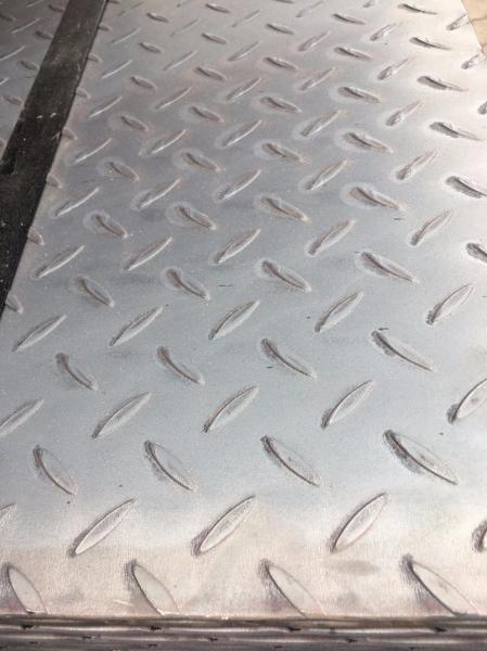 Q235 Ms Diamond Steel Sheet Mild Carbon Steel Sheet Structural Steel Ms