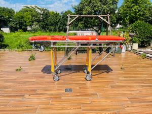China Medical Stretchable Collapsible Stretcher Ambulance First Aid Transportation factory