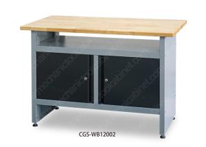 China Tradesman Heavy Duty Portable Workbench , Industrial Metal Workbench With Door factory
