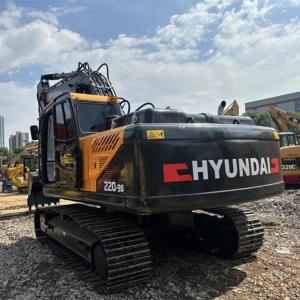 China Hydraulic Used Hyundai Excavator 220LC-9S Second Hand 22 Ton Digger factory