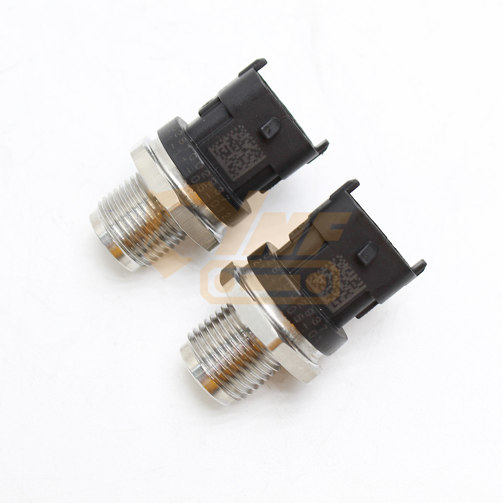 Excavator Parts PC210-8 PC200-8 PC240-8 6D114 4D107 6D107 6D114 Fuel Pressure Sensor 6754-72-1210