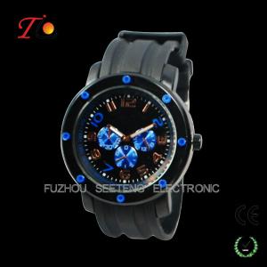 China Better quality cool big face and color customized dial silicone watches men for sport factory