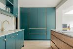 Green MDF Lacquer Open Kitchen Cabinet With Island For Hotel