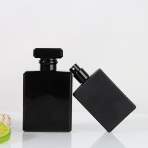 China 30ml Pocket Spray Bottle Empty Black Luxury Custom Mist Square Glass factory