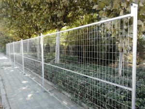 China Canadian Temporary Fence / Welded Wire Mesh Fence Panels factory