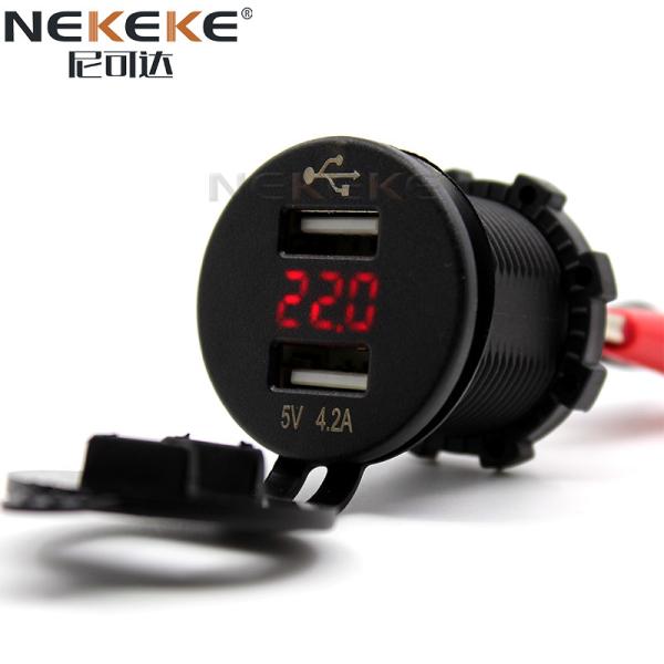 China 4.2A Dual USB Marine Power Socket With Red LED Digital Voltmeter factory