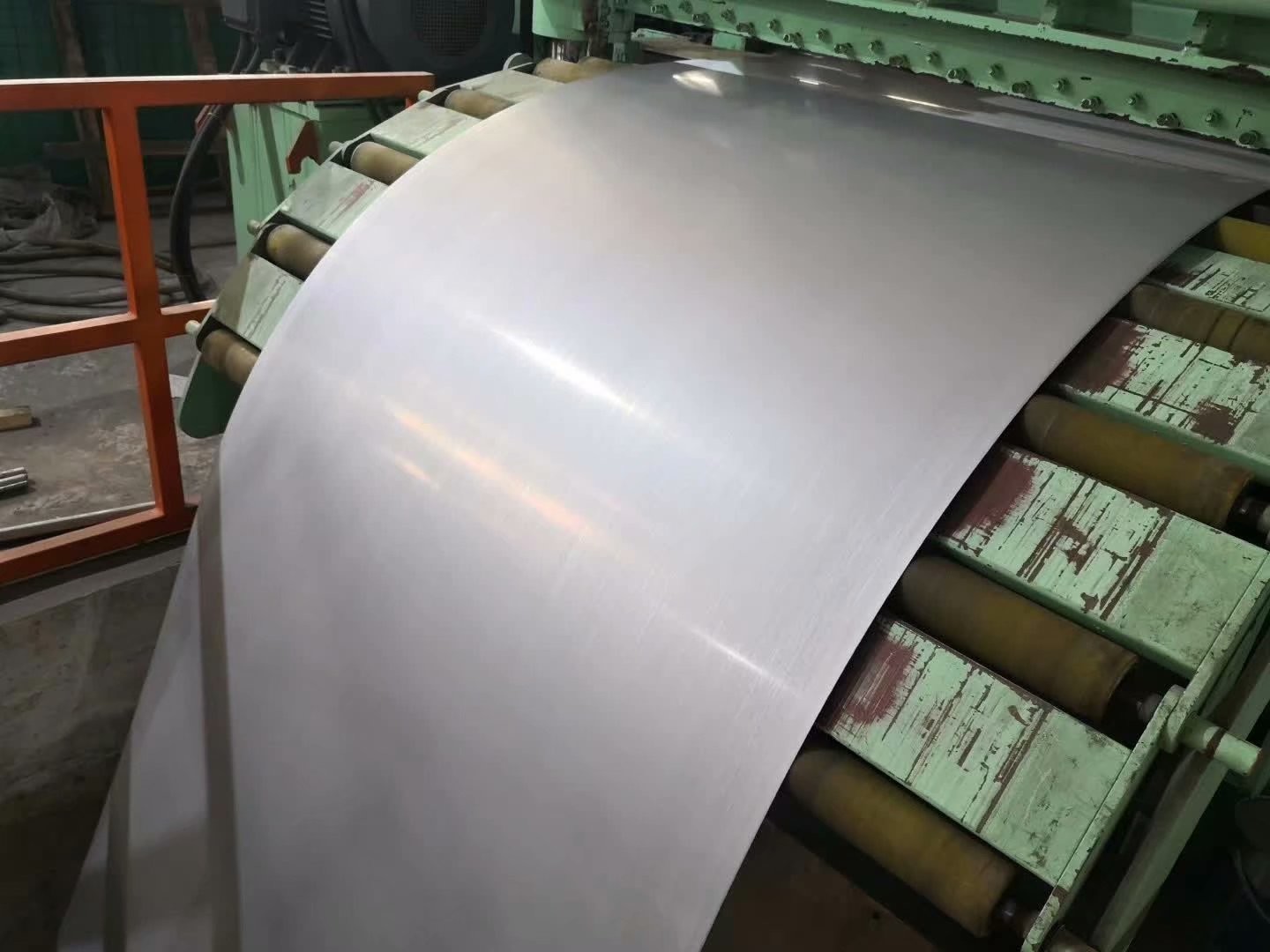 Grade 409L 1.4510 Cold Rolled Stainless Steel Sheet 0.5-3mm 2B 2D Finished SUH409L