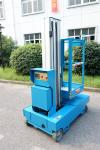 Blue Self Propelled Aerial Lift Single Mast Self Propelled With 5 m Working