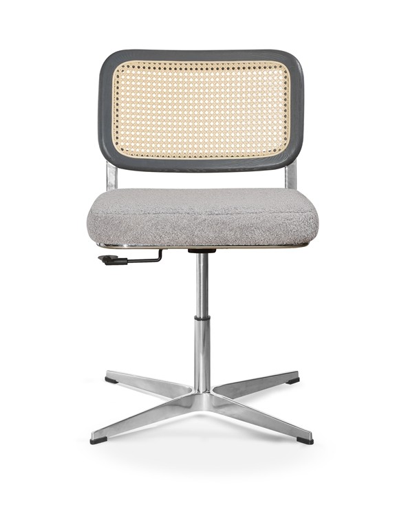 0.092CBM Rattan Task Modern Executive Desk Chair 70cm BIFMA