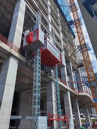 SCE400G Passenger Material Hoist , with double mast section and electrical