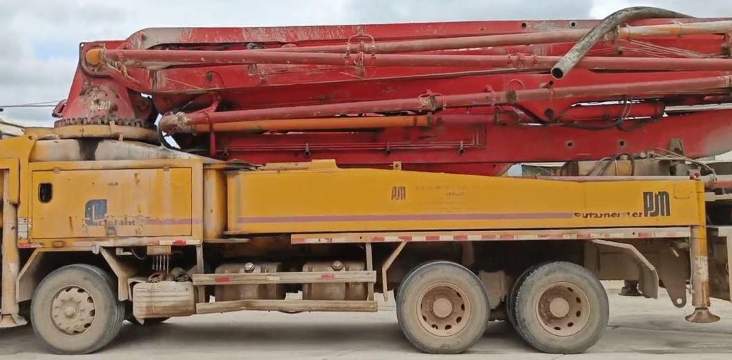 Used Concrete Pump Truck Putzmeister 46m on I Suzu Chassis