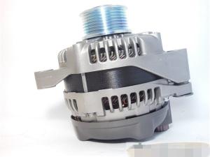 China 2KD ENGINE ALTERNATOR 130A 1042104450 27060-30100 factory