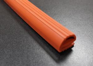 China Custom EPDM Rubber Extrusion Seal For Agricultural Equipment Industry factory