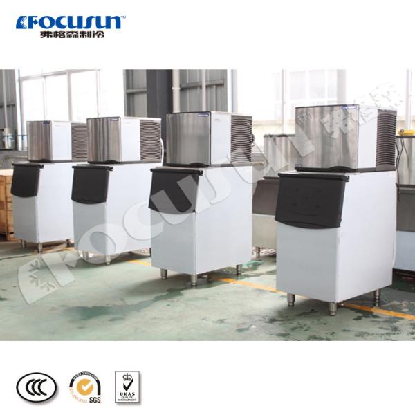 China Commercial Small Capacity Cube Ice Machine with Expansion Valve from Denmark Danfoss factory