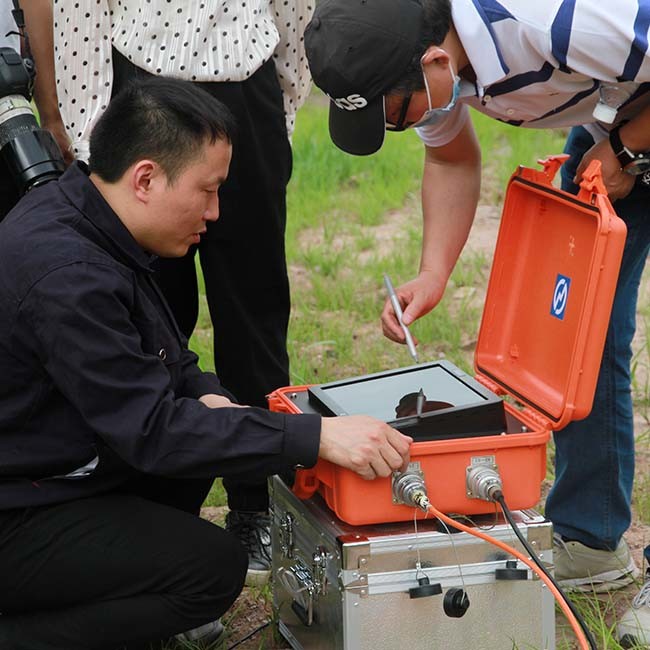 Shallow Seismic Refraction Equipment MASW With Geophone Exploration
