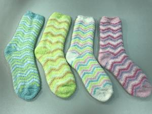 China Machine Washable Winter Indoor Socks for Daily Wear Comfort and Durability factory