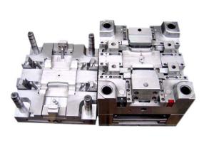 China Harden Steel 3 Plate Injection Mold factory