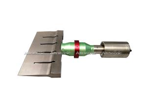 China Longlife Ultrasonic Food Cutting Machine For Dough Cutting With 305mm Titanium Blade factory