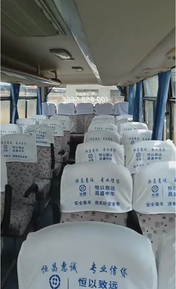 Model Zk6752d Used Yutong Bus Lhd Rhd Available 32 Seats Coach LHD Steering