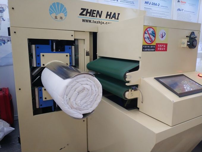 Comforters Quilt Pillow Coiling And Packing Machine 4Pieces Min