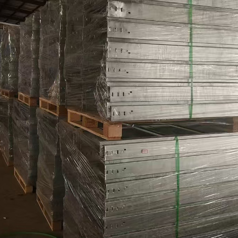 High Corrosion Resistance Ladder Cable Tray Long Lasting Performance 3m-6m Length
