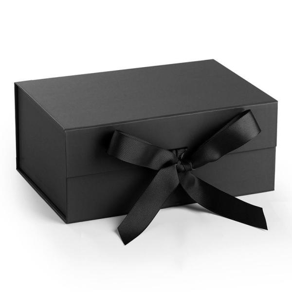 China Rectangle Folding Gift Box Magnetic Closure Matt Lamination Rigid Cardboard Gift Box factory