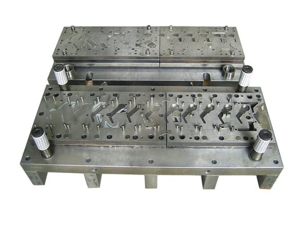 Stamping Material saving Stamping progressive dies made of ASP23 with long die