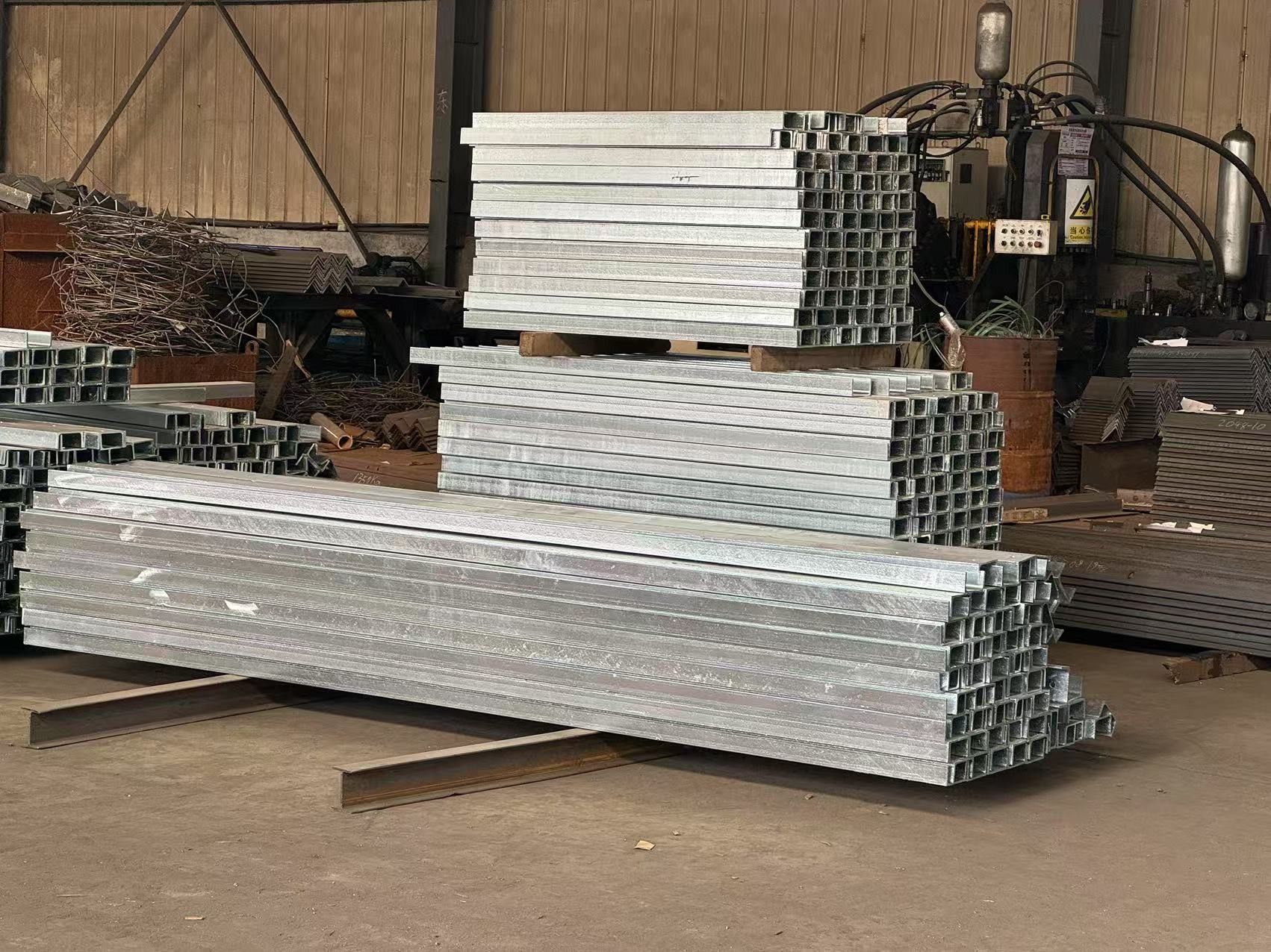 Hot Rolled Channel Steel Heavy Duty Structural Channels High Stability Corrosion Resistant For Building Bridge And Industrial Use