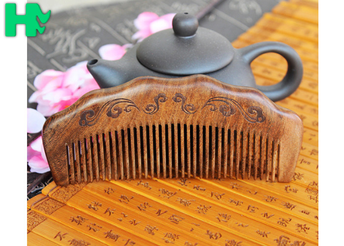 High - End Hairdressing Wooden Beard Comb Anti - Static Solid Wood Carving Mushu