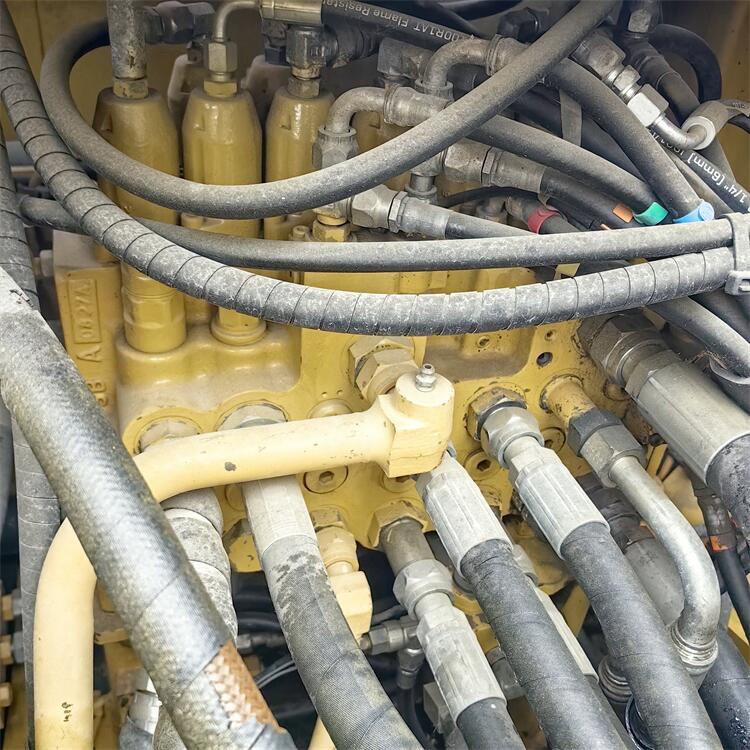 The Most Competitive for Original Japan Used CAT313 Caterpillar Excavator in Shanghai
