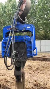 China Excavator Mounted Pile Driver For 48-52 Tons In Heavy Construction Projects factory