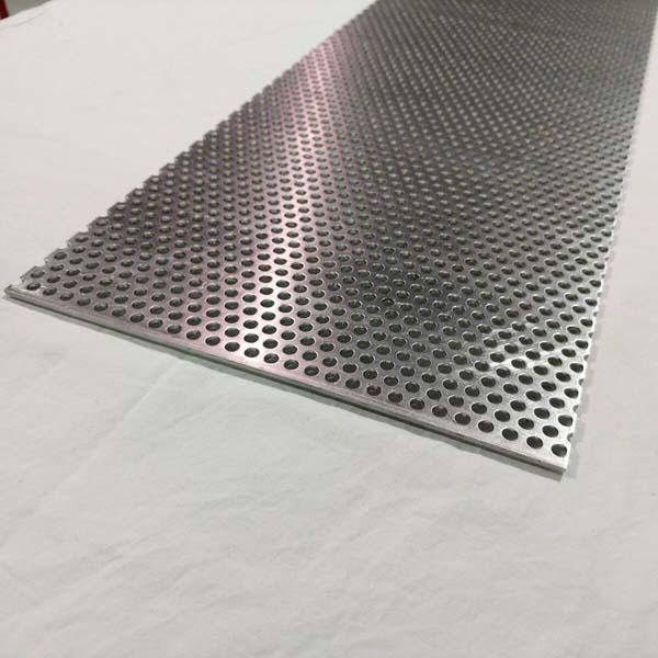 Decorative 304 Stainless Steel Perforated Sheet Customized Size High Weatherabil