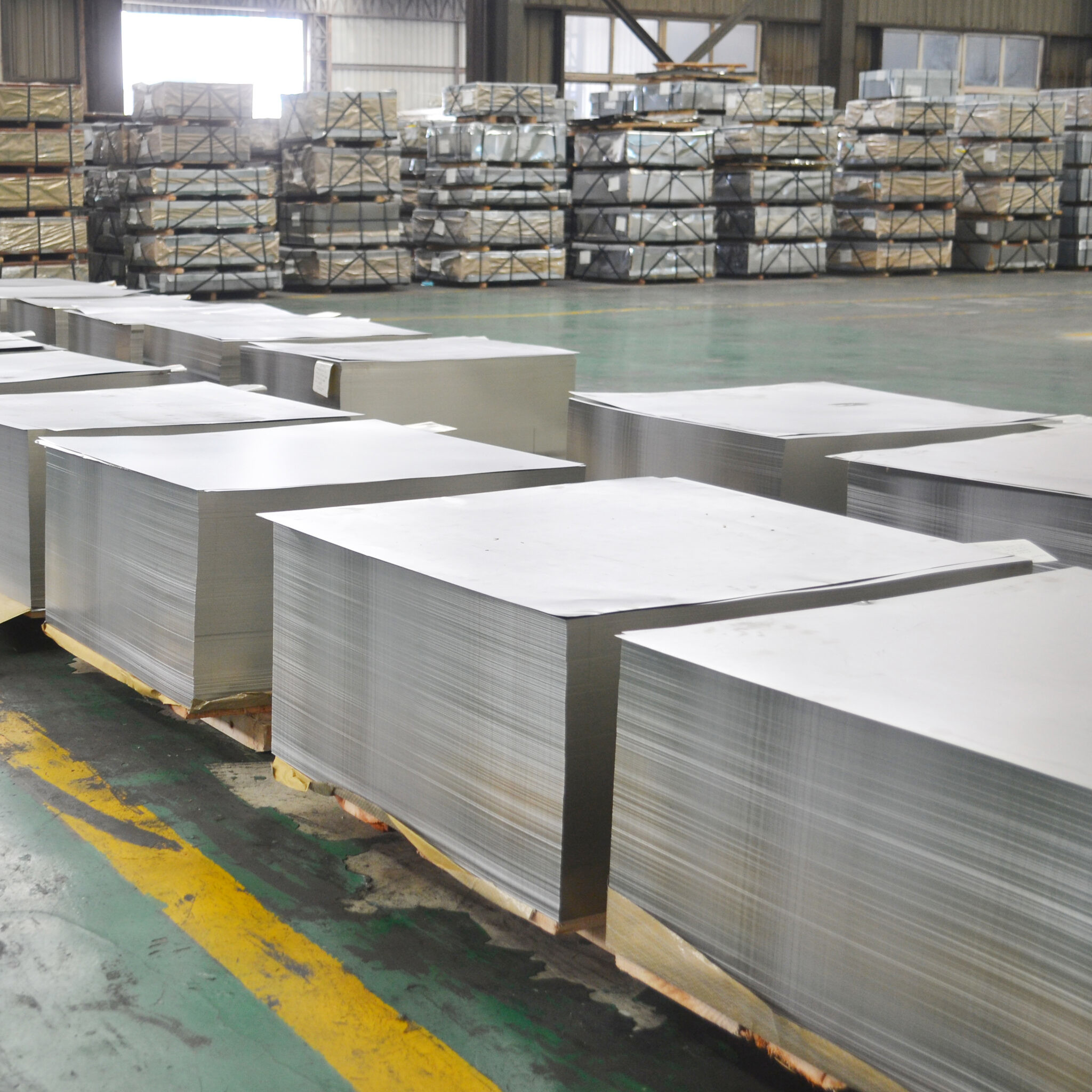 EN10202 Electrolytic Tinplate (ETP) 0.15-0.5mm 2.8/2.8g Tincoating Used For Decorative Packaging