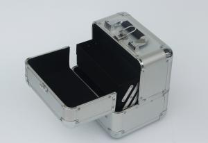 China Silver Aluminium Beauty Case Velvet Lining 220 * 200 * 260mm Wear Resistant factory