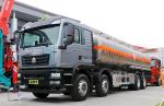 Used Heavy Duty Trucks Sinotruck Second Hand Oil Tanker 8*4 Drive Mode 26 Cubic