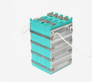 China 3.2V 40ah Lithium Ion LiFePO4 Battery Pack Free Maintenance With Aluminum Shell factory