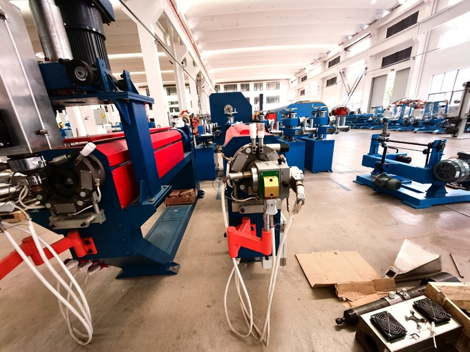 70-25D Polyethylene Extruder Machine 180kg Per Hour Customizable Coating