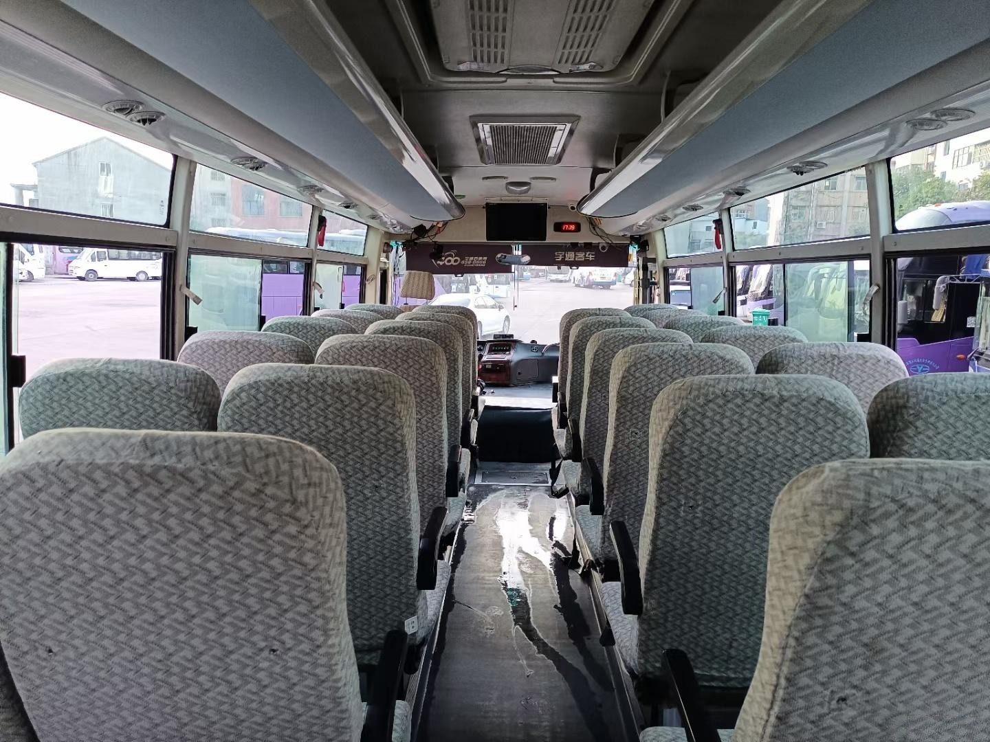 Coach Second Hand Yutong Bus Plate Spring Suspension Yuchai 160hp 35seats Front Engine