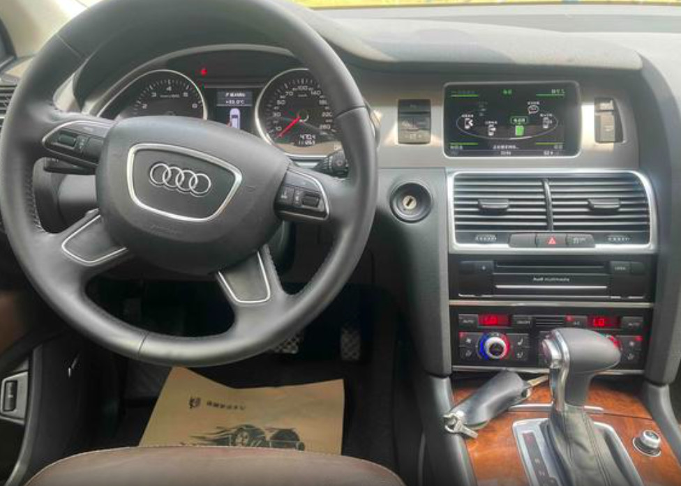 Audi Used Q7 3.0T All Vehicle Gas Car 5 Door 5 Seat SUV