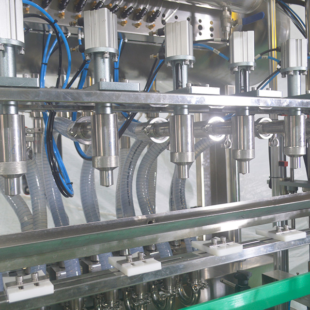 Full Automatic Capper Labeler Sunflower Oil Filling Machine with After-Sales Service