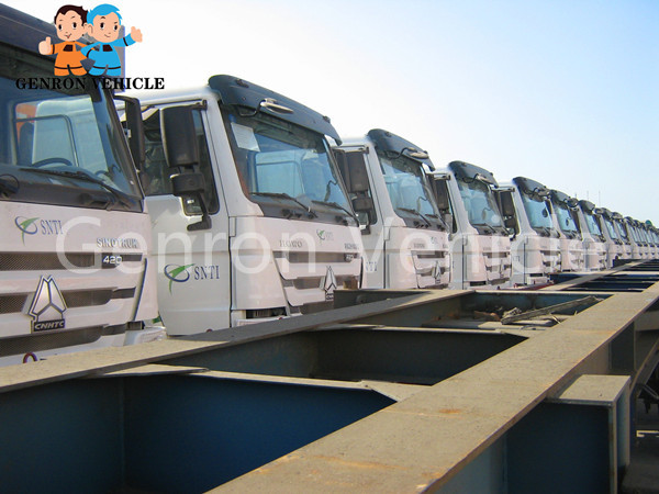 Euro II Euro III Howo Sinotruck 420 HP Tractor Truck Head To Peru