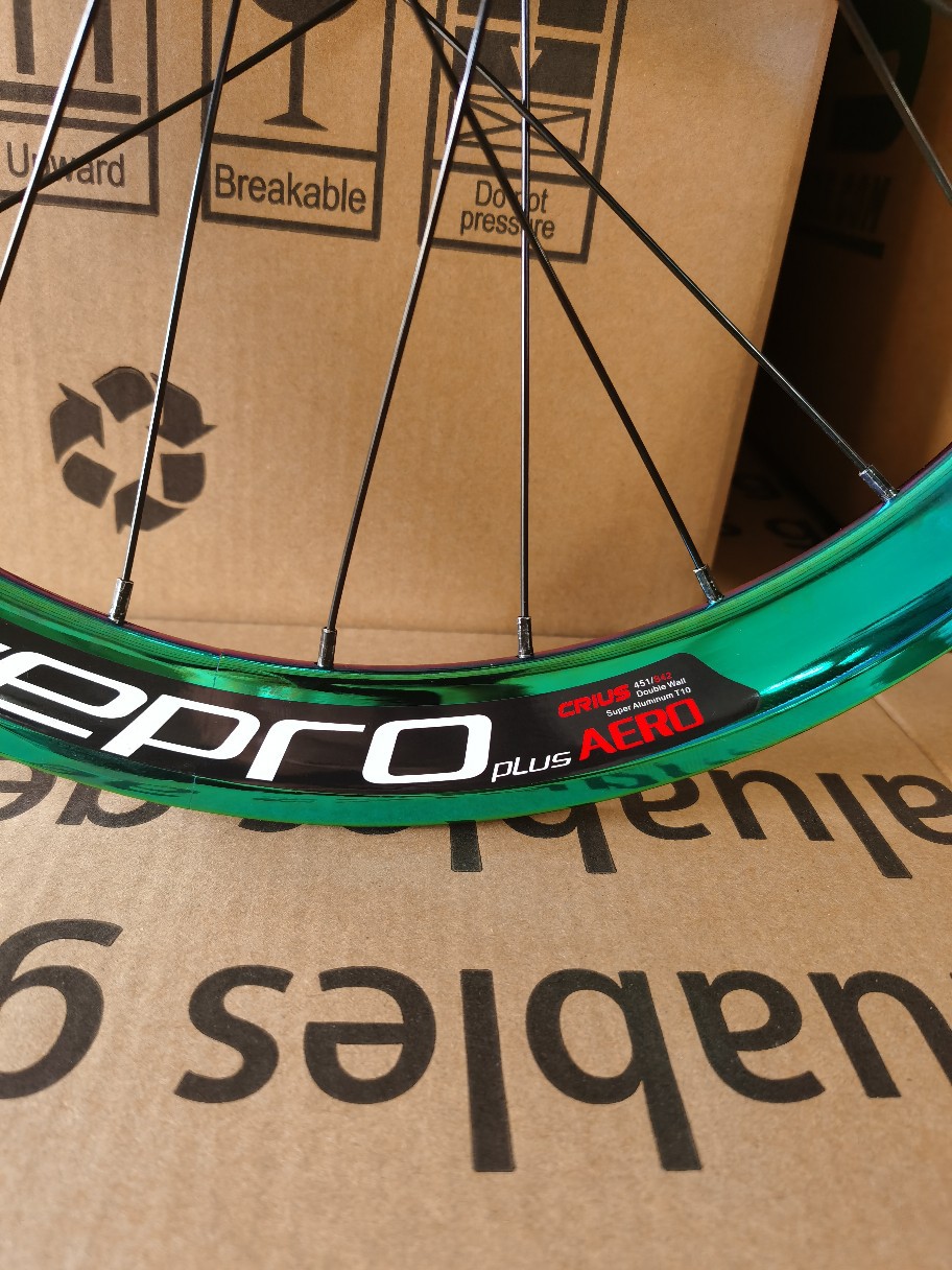 20 Inch Carbon Fiber Wheelset for Road Bicycles 8/9/10/11 Speed Double Wall Rainbow Color