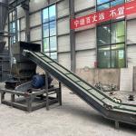 Vertical Metal Crusher for Building Material Directly Sale Small Size Crusher